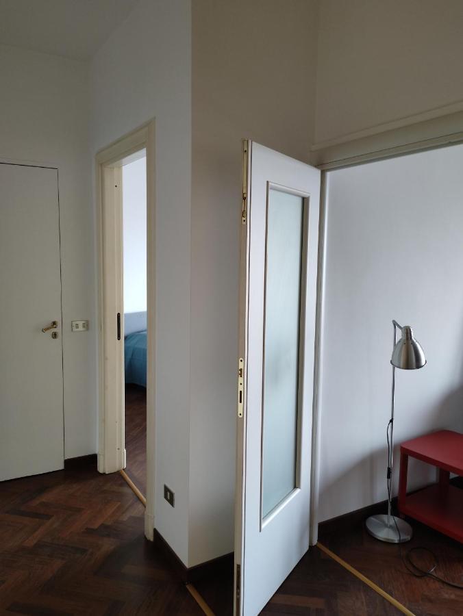 New Panoramic Apartment - Half Way Center-Vomero District ナポリ エクステリア 写真