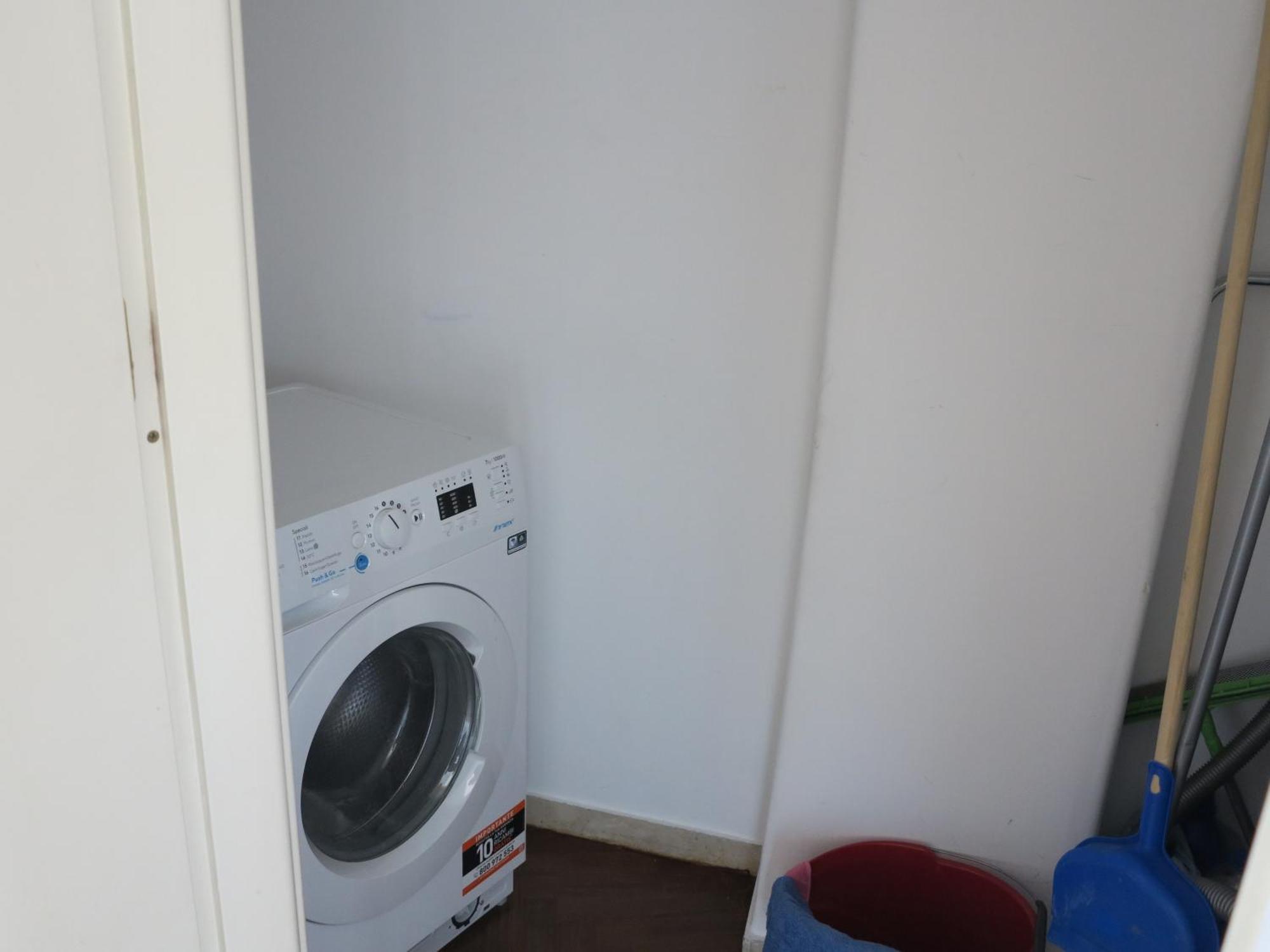 New Panoramic Apartment - Half Way Center-Vomero District ナポリ エクステリア 写真